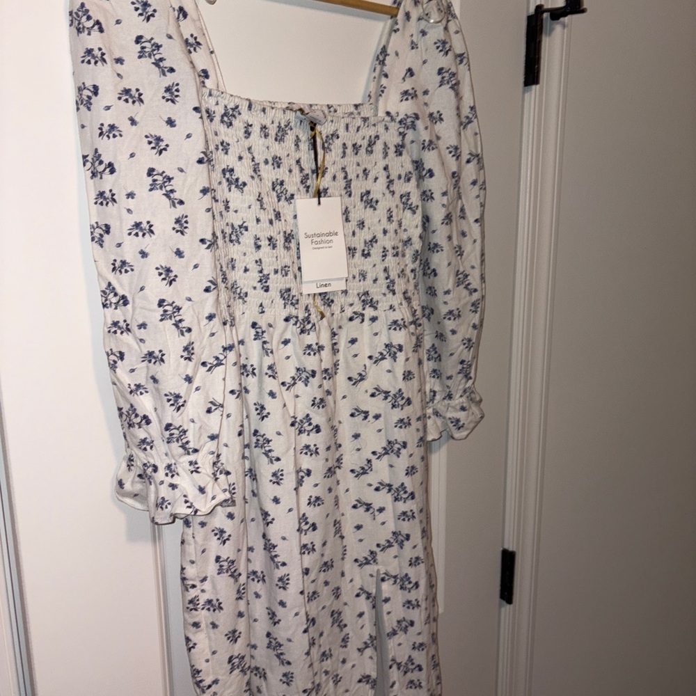 House of Harlow 1960 Black and Gray Midi Sundress with Bishop Sleeves